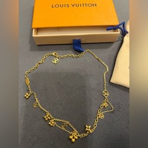 Authentic Louis Vuitton Blooming Supple Necklace
